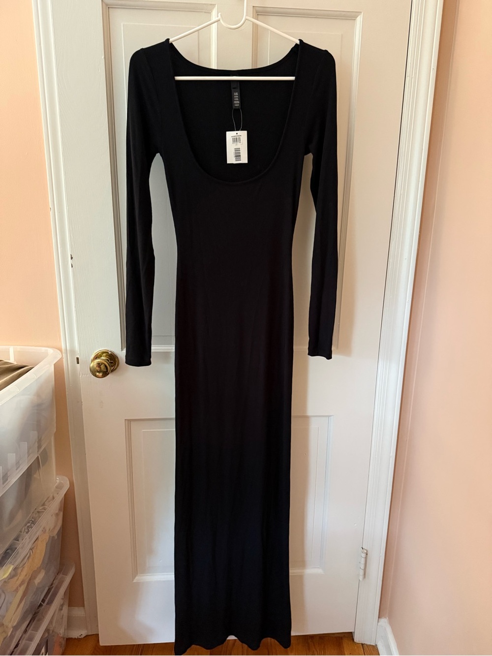 SKIMS Black Long-Sleeve Scoop Neck Maxi Dress - Women